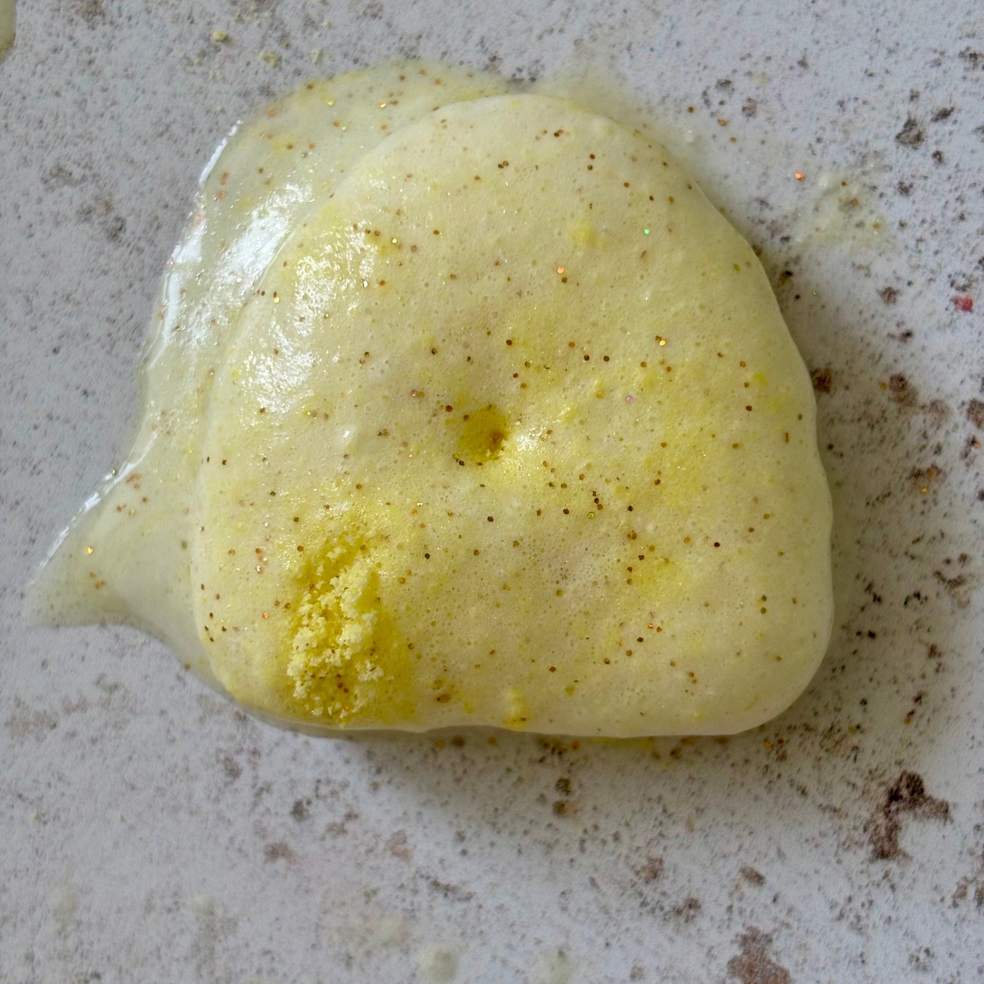 handmade natural bath dust bubble bar honey bee fizz