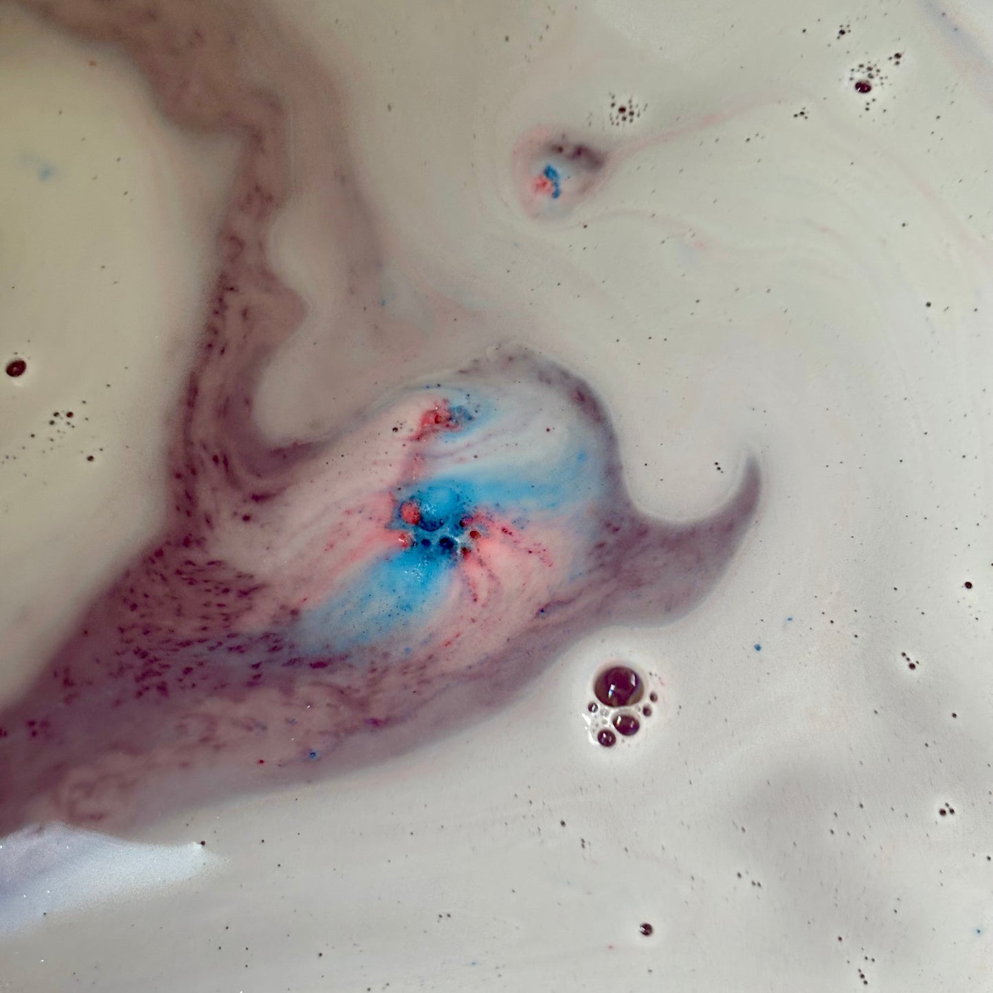 handmade natural starfish bath bomb 3
