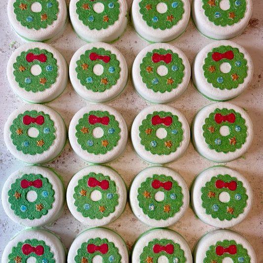 handmade natural bath bombs Christmas wreath stocking filler