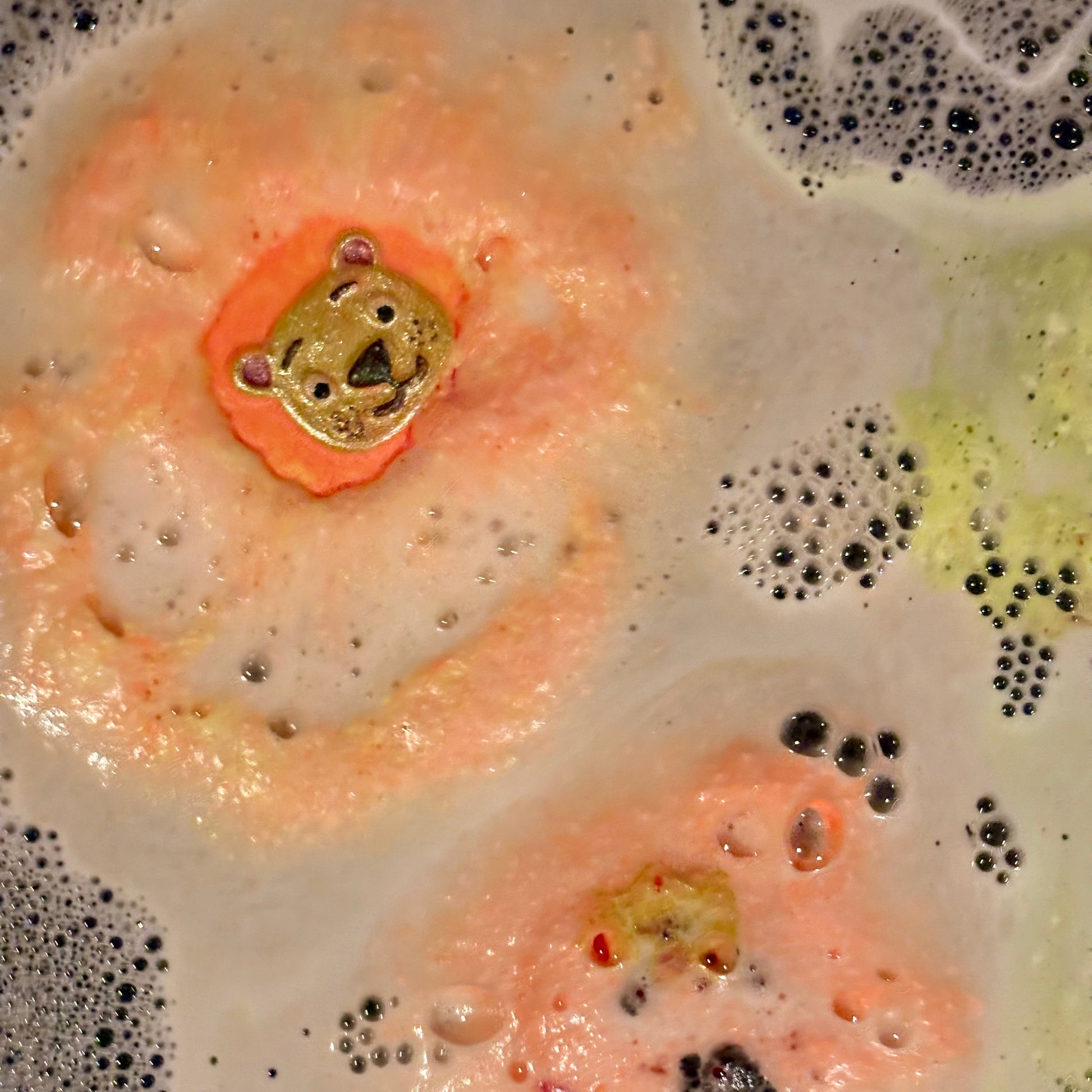 handmade natural lion giraffe tiger bath bombs